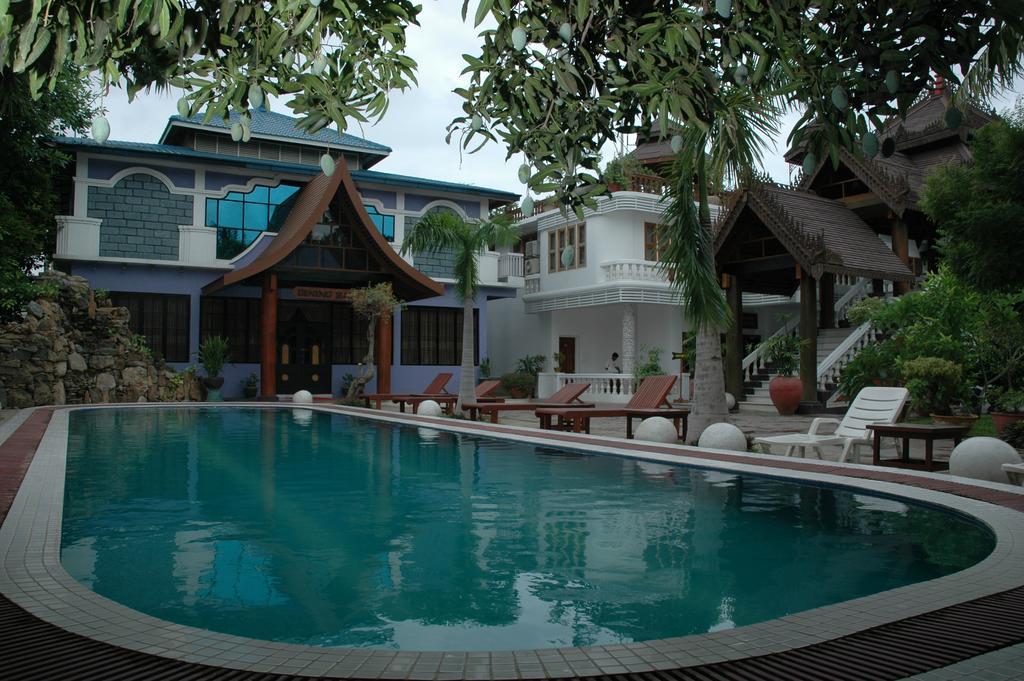 Emerald Land Hotel Mandalay Exterior foto